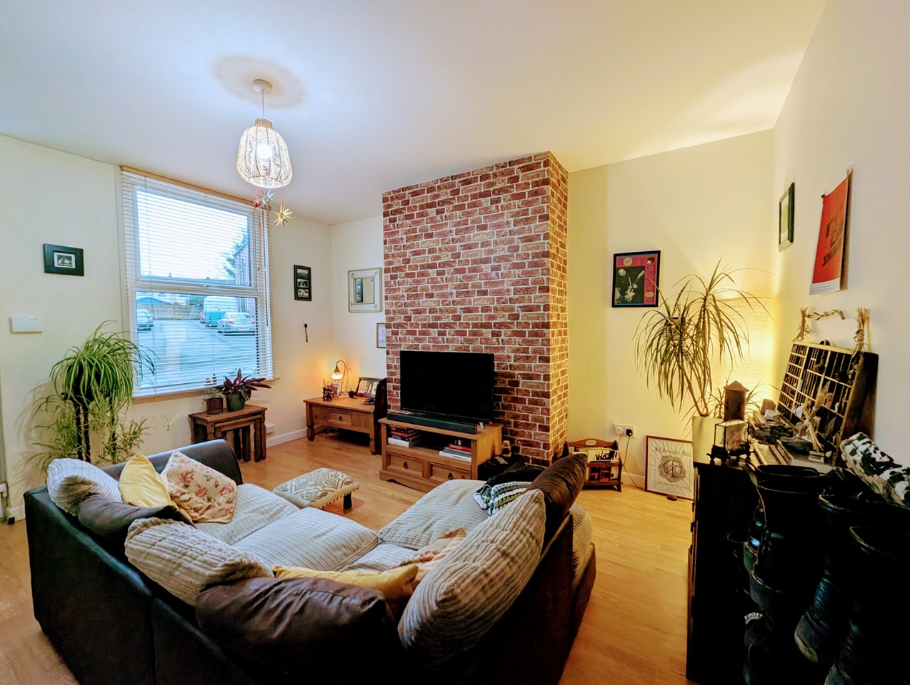 2 Bed Terraced House, Paisley Terrace, LS12, N1 7GU
