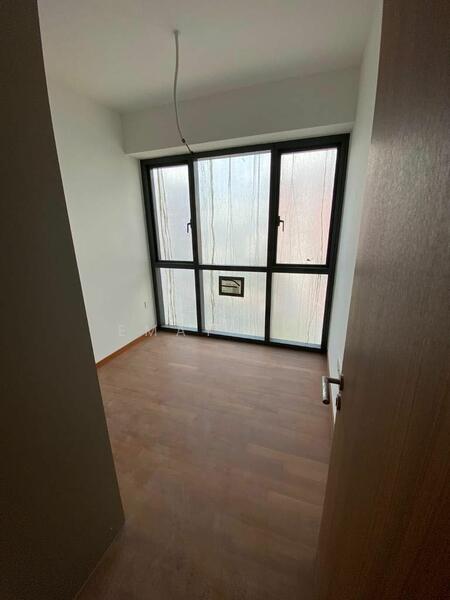 Additional image 2 of 21 Stirling Road