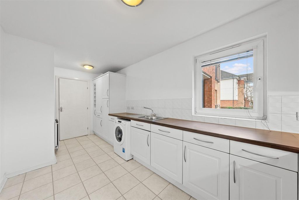 Additional image 6 of 2 bed flat for saleBroad Cairn Court, Motherwell ML1