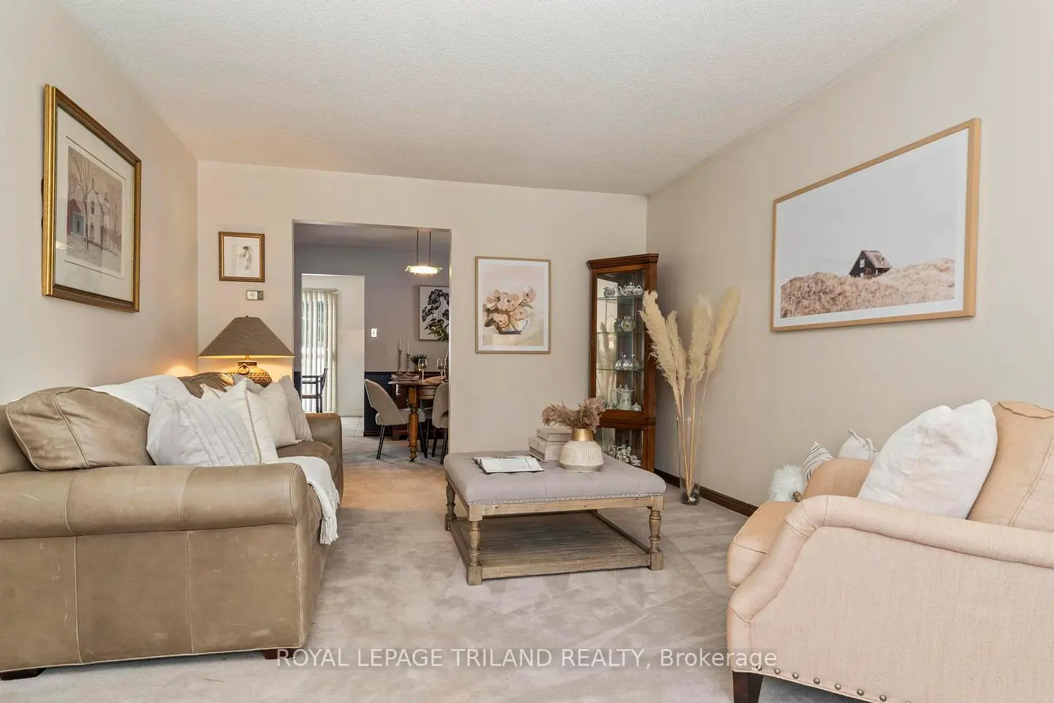 535 Grand View Avenue photo 2