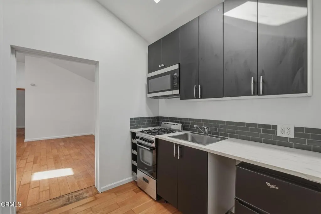 Additional image 40 of 137 Arena Street, El Segundo, CA 90245