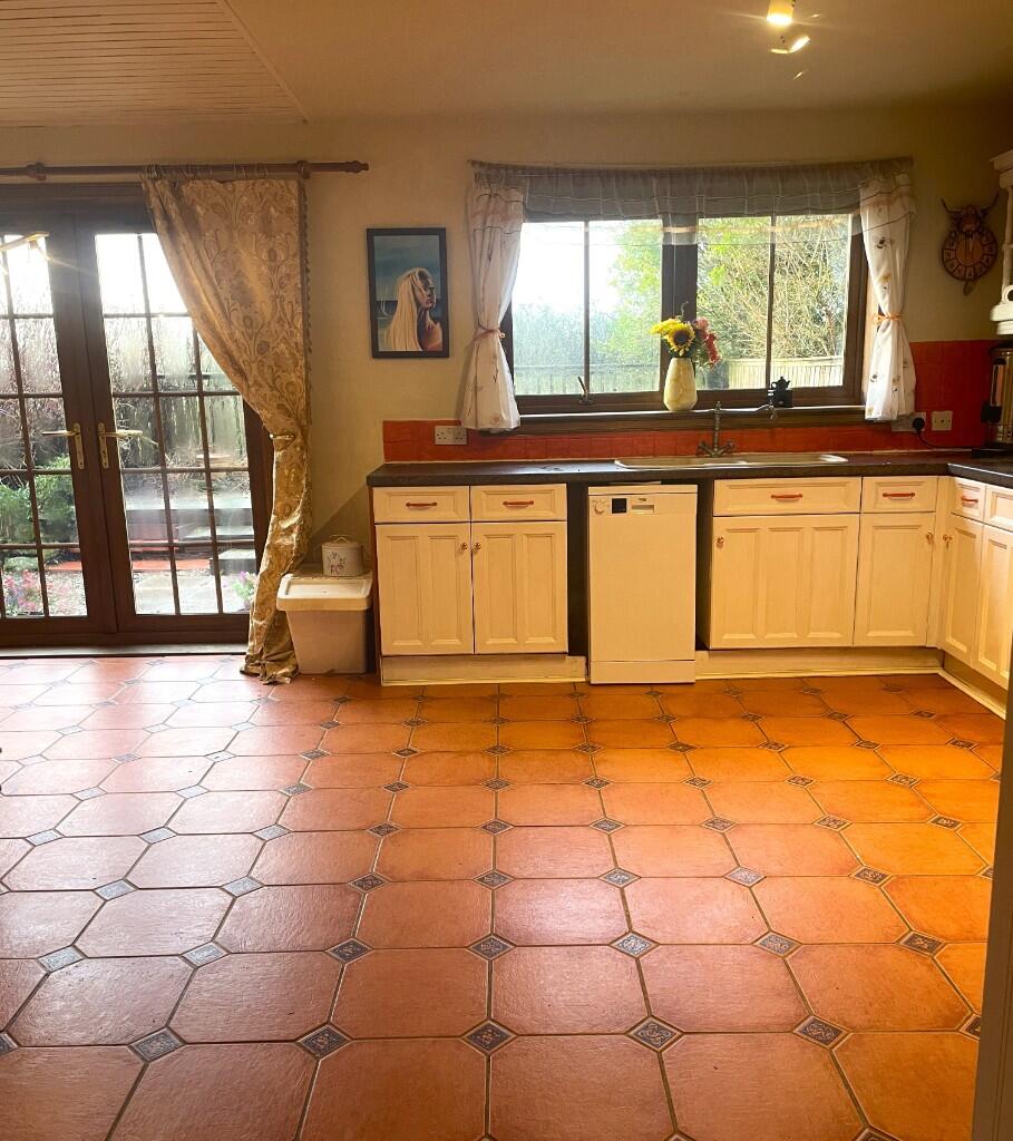 Additional image 2 of AB43