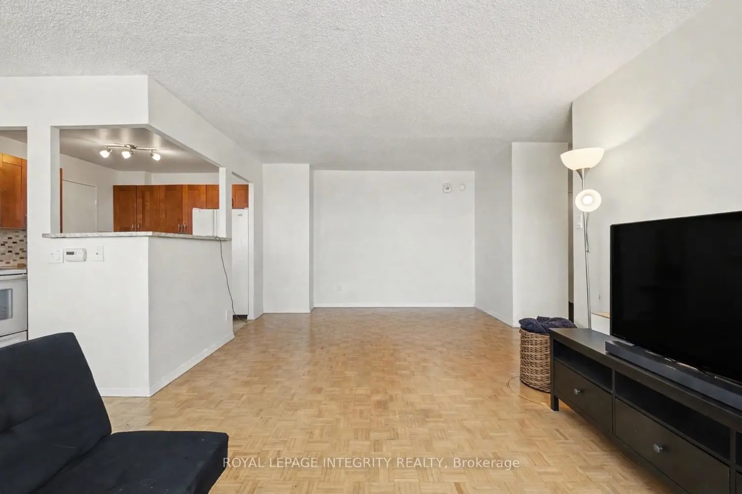 Additional image 9 of 2625 Regina Street 803