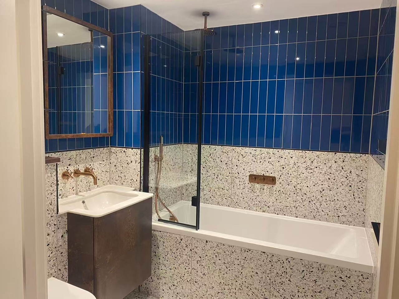 Additional image 6 of 1 Bed Flat, Monarch Square, SW11, N1 7GU