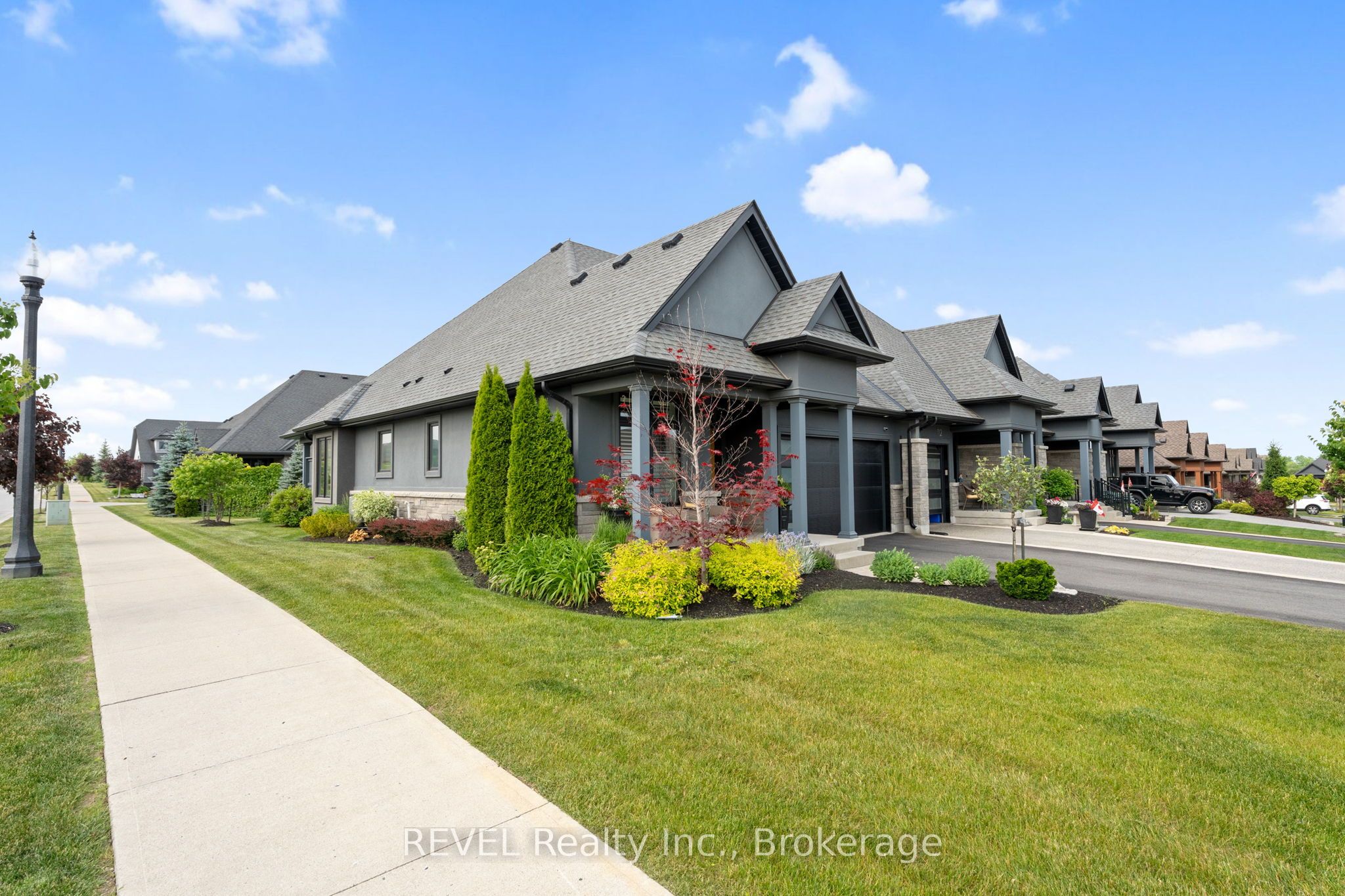 Additional image 2 of 120 Carrick Trail, Welland, ON, L3B 0E8