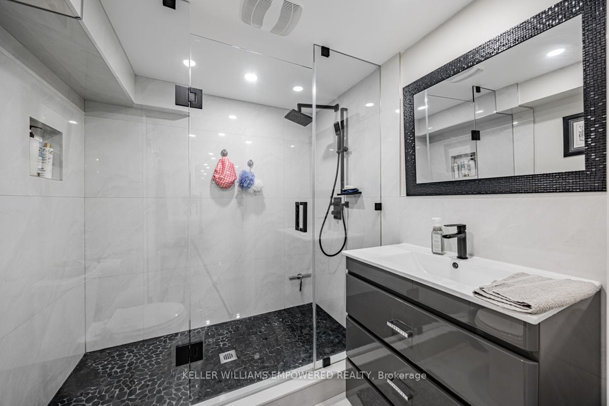 Additional image 6 of 7 Goodwood Avenue, Toronto, ON, M6E 1J1