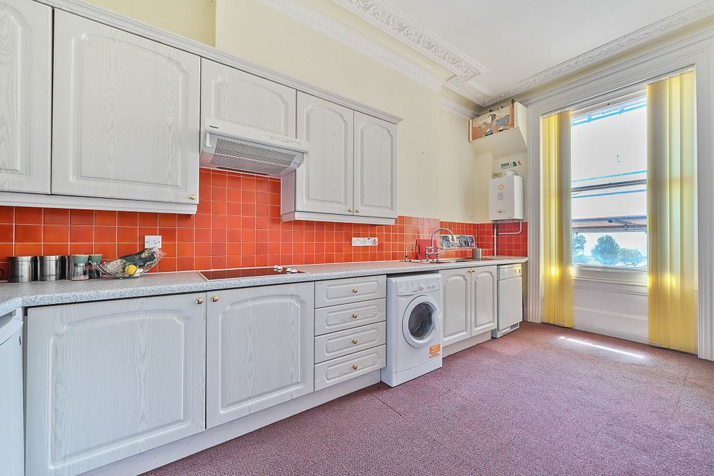 Additional image 14 of 2 bed flat for saleGrand Avenue, Hove BN3