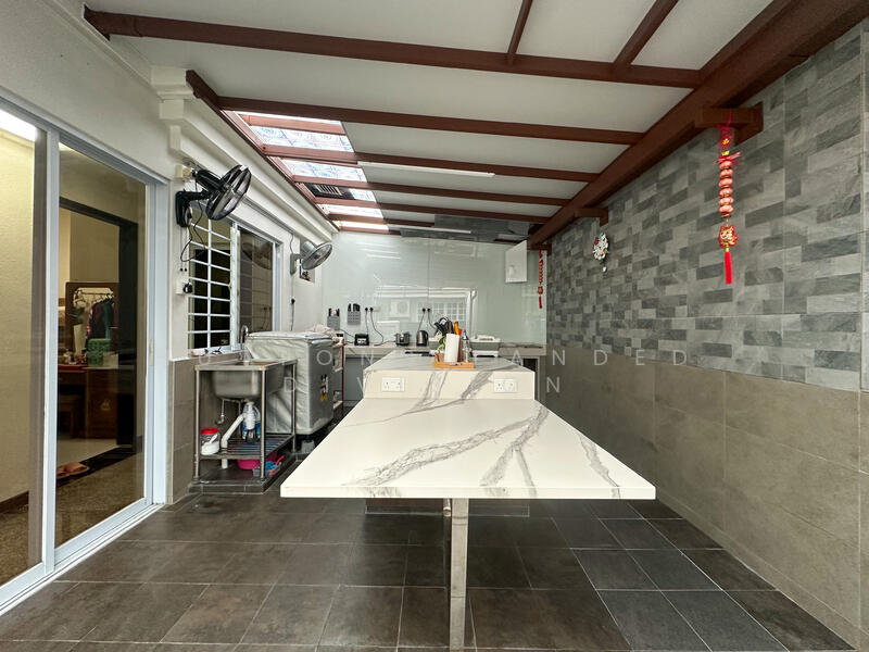 Additional image 9 of Freehold Tastefully Renovated Luxurious Semi-D In a Quaint &  Exclusive Landed Enclave