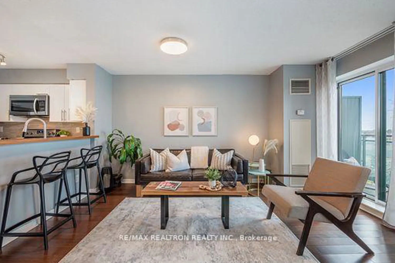 Additional image 7 of 39 Oneida Crescent 720