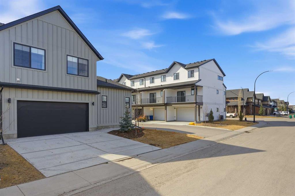 Additional image 4 of 101-201 Cooperswood Green SW, Airdrie, AB, T3B3Y6