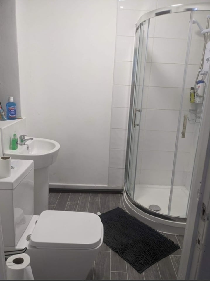 Additional image 2 of Studio Flat, Colliery Street, M11, N1 7GU