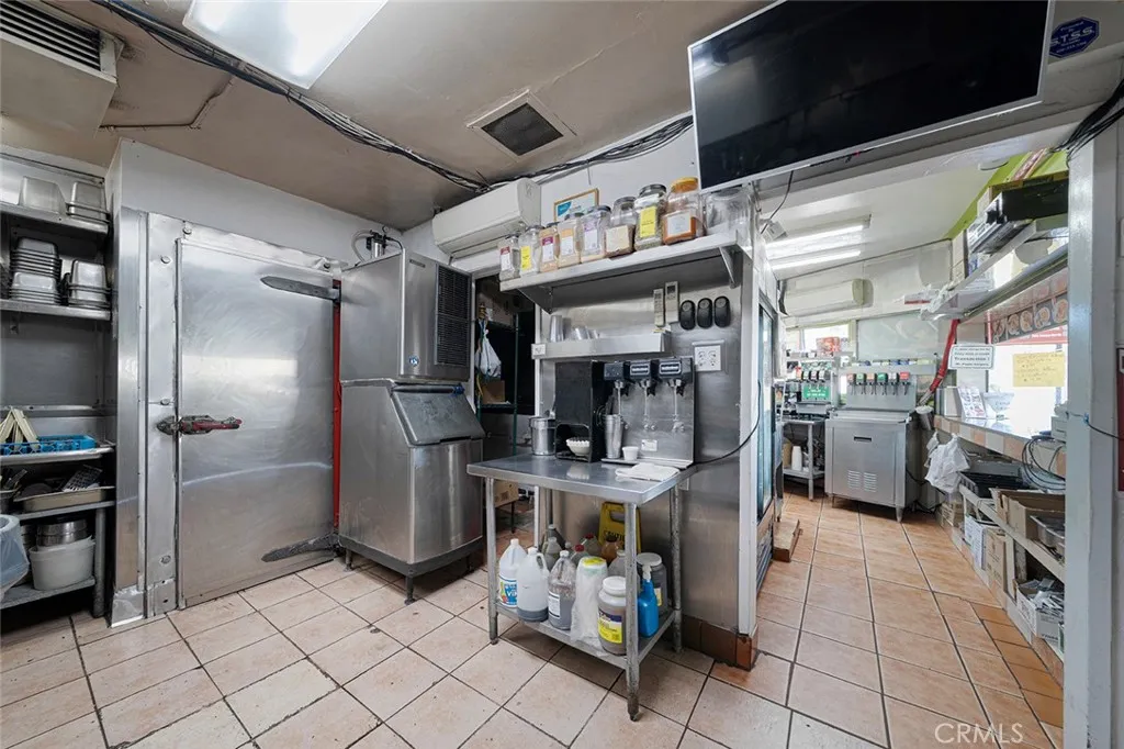 Additional image 78 of 201 W Whittier, Montebello, CA 90640