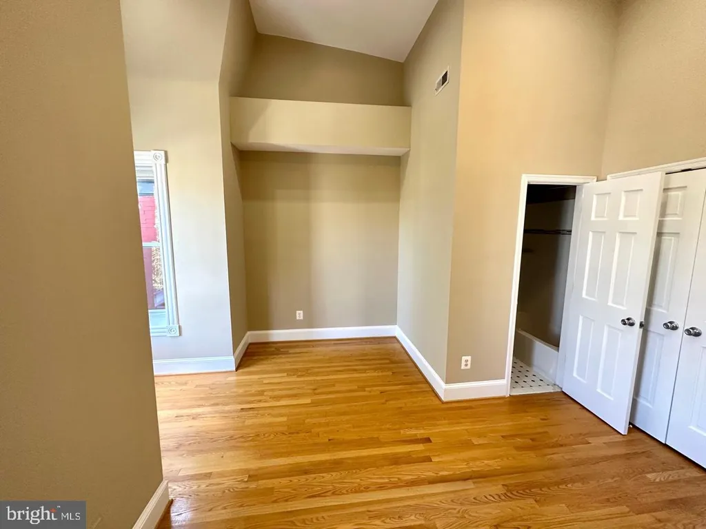 Additional image 10 of 1227 Linden Place NE, Washington, DC 20002