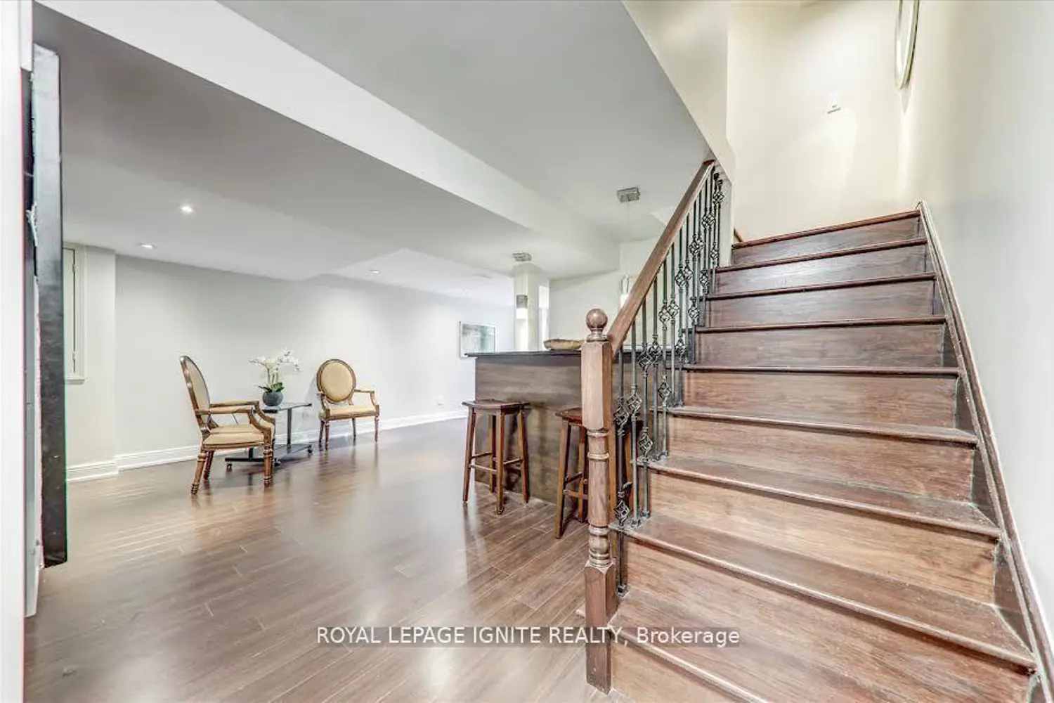 Additional image 12 of 26 Halfmoon Square