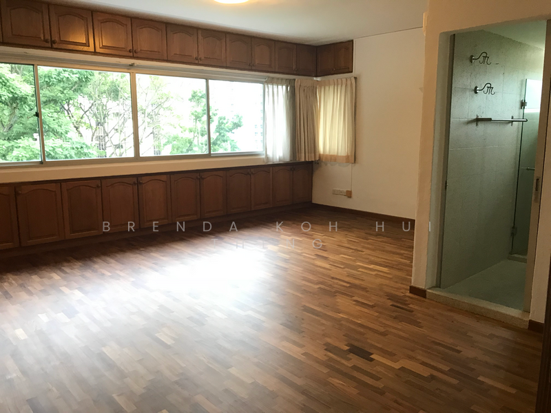 Additional image 9 of 20 Leonie Hill