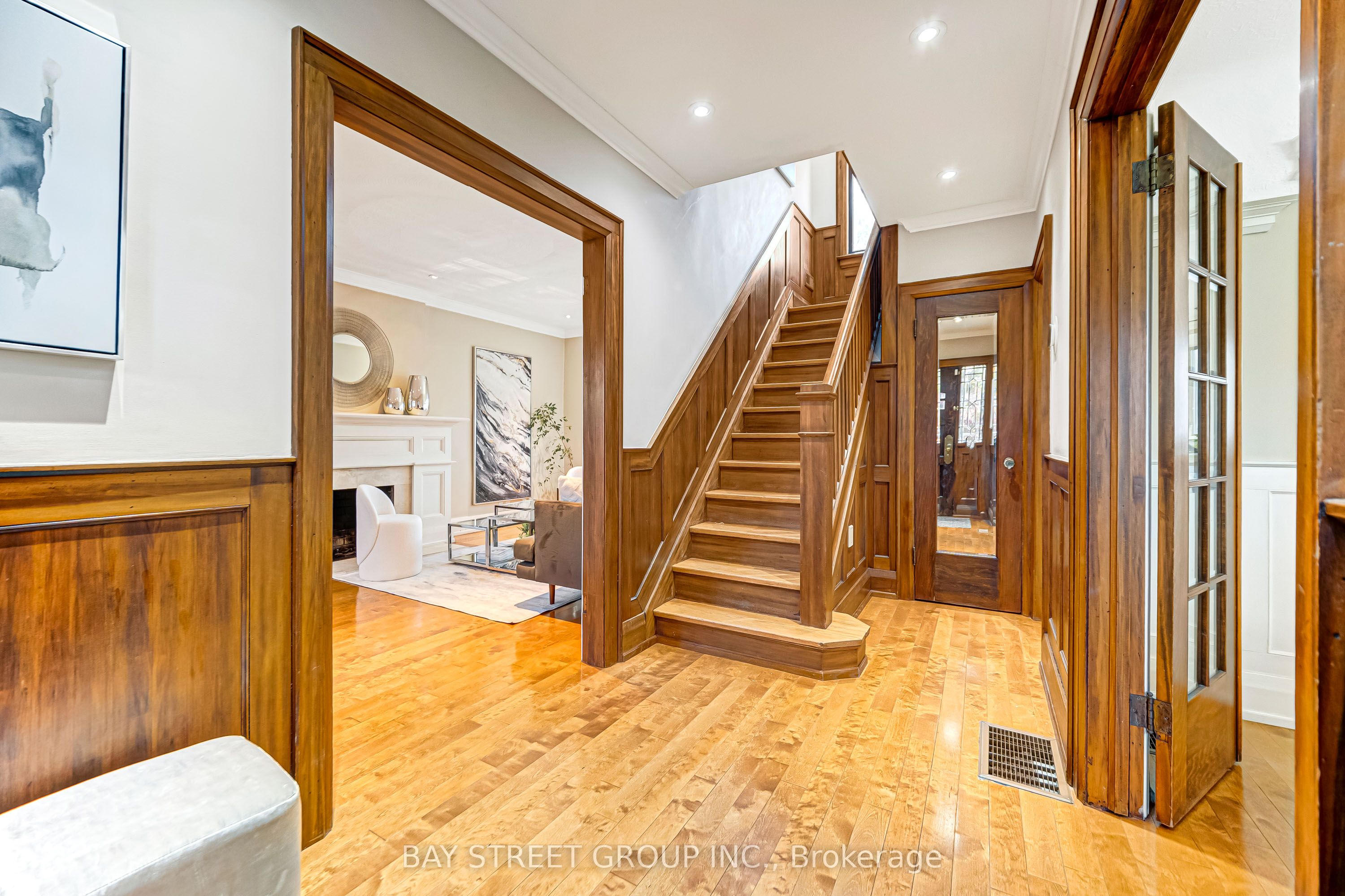 Additional image 5 of 136 Humbercrest Boulevard, Toronto, ON, M6S 4L3