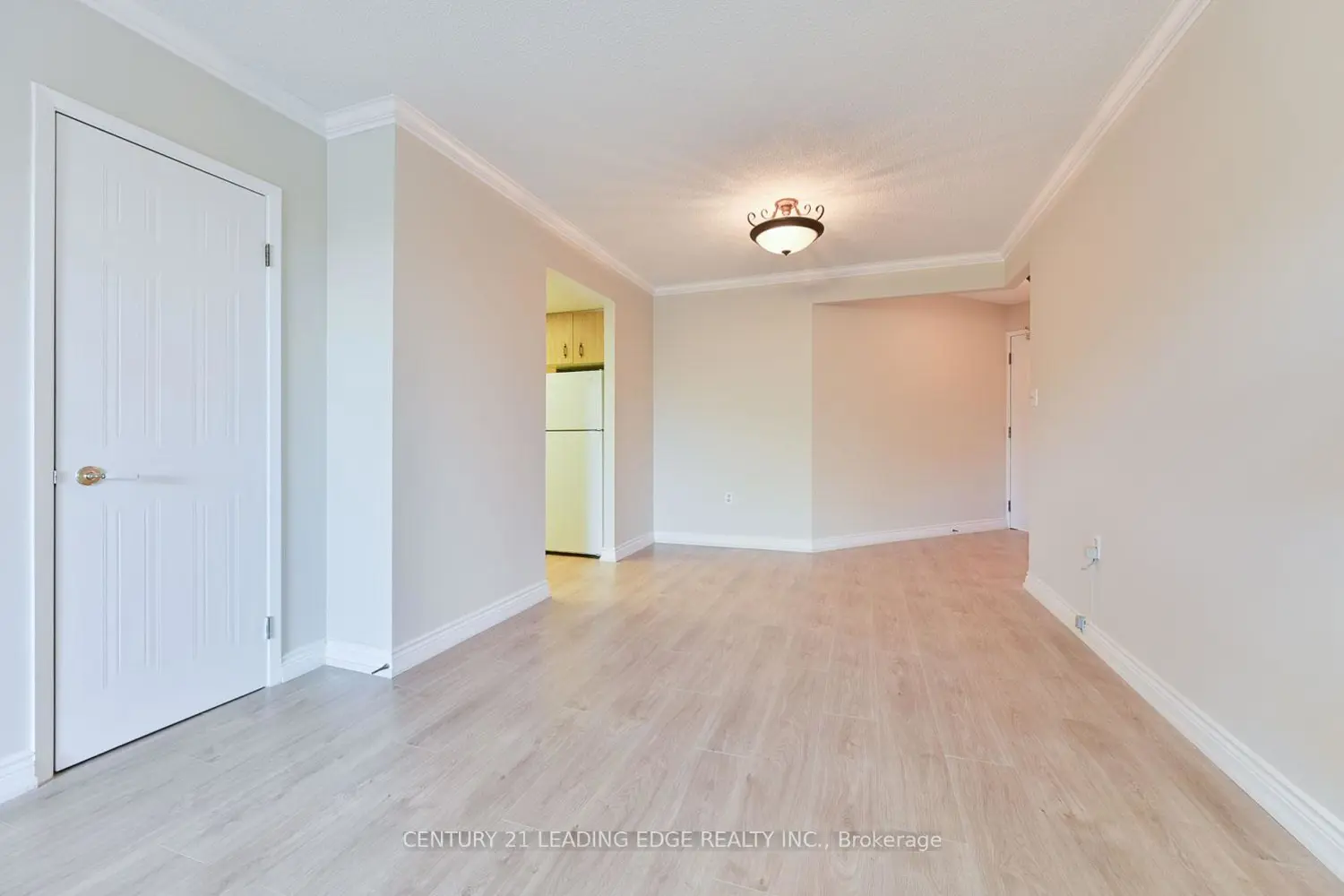 Additional image 12 of 100 Anna Russell Way Ph2