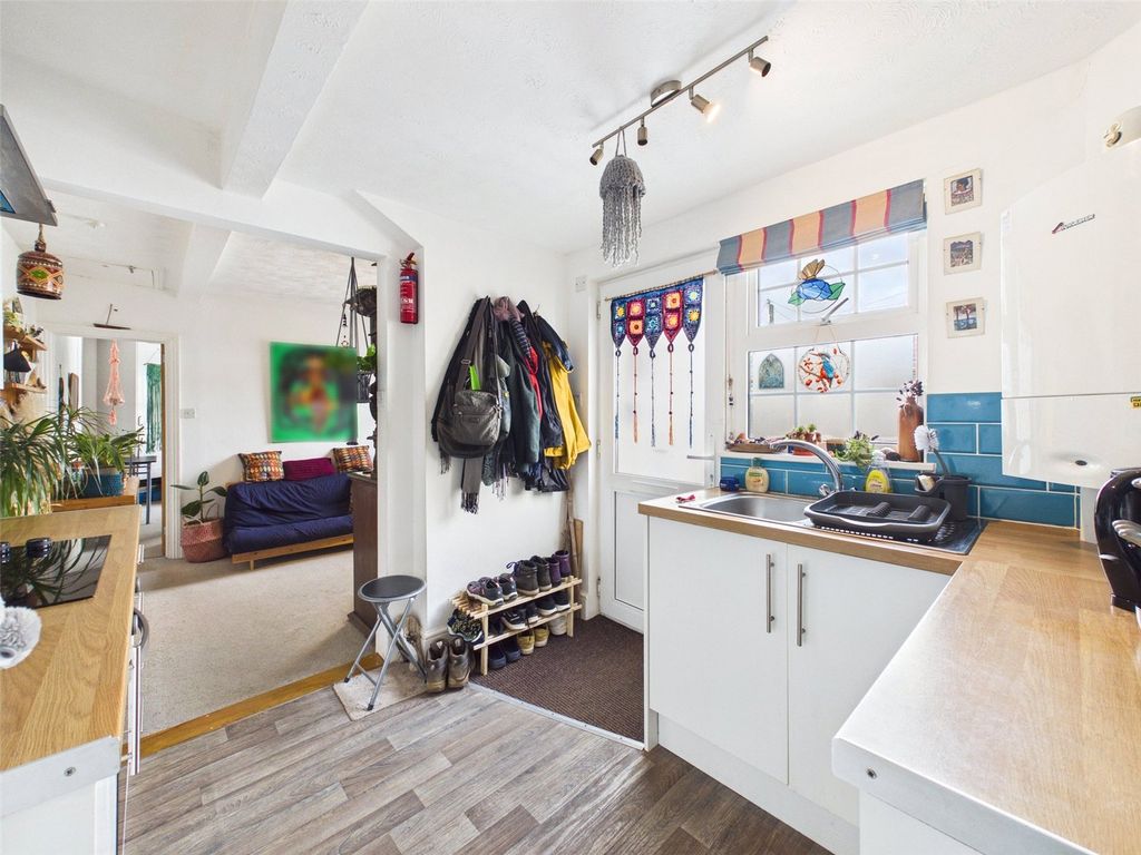 1 bed flat for saleBurn View, Bude, Cornwall EX23 photo 5