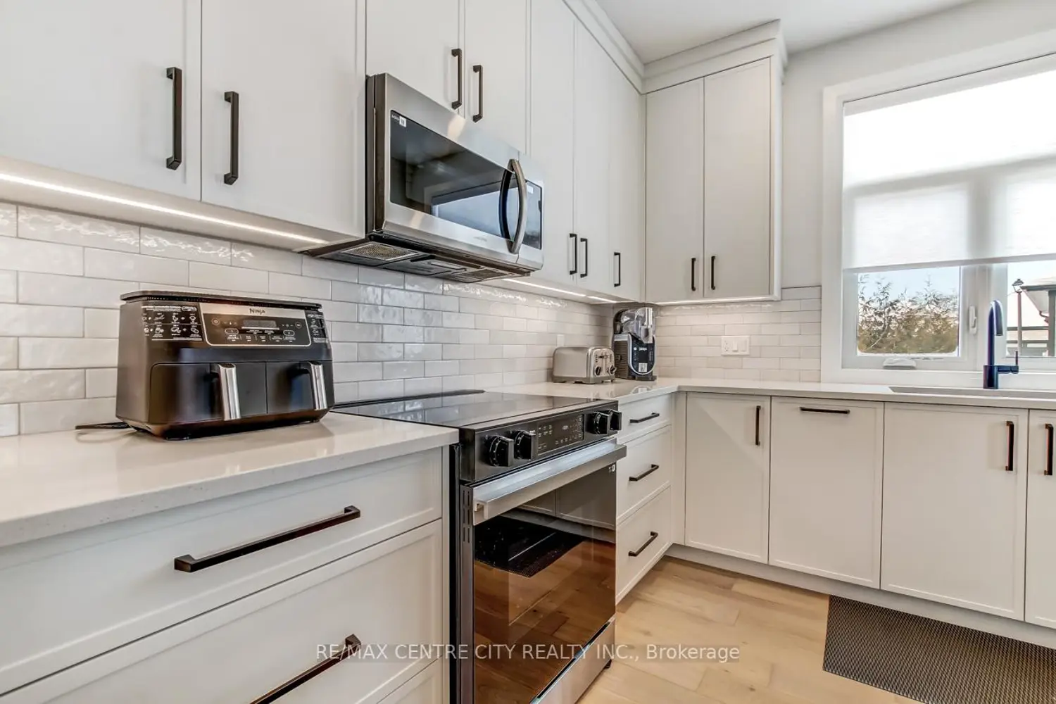 Additional image 9 of 63 Compass Trail 35