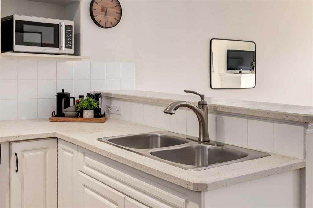 Additional image 6 of 105-2134 Kensington Road NW, Calgary, AB, T2N 3P7