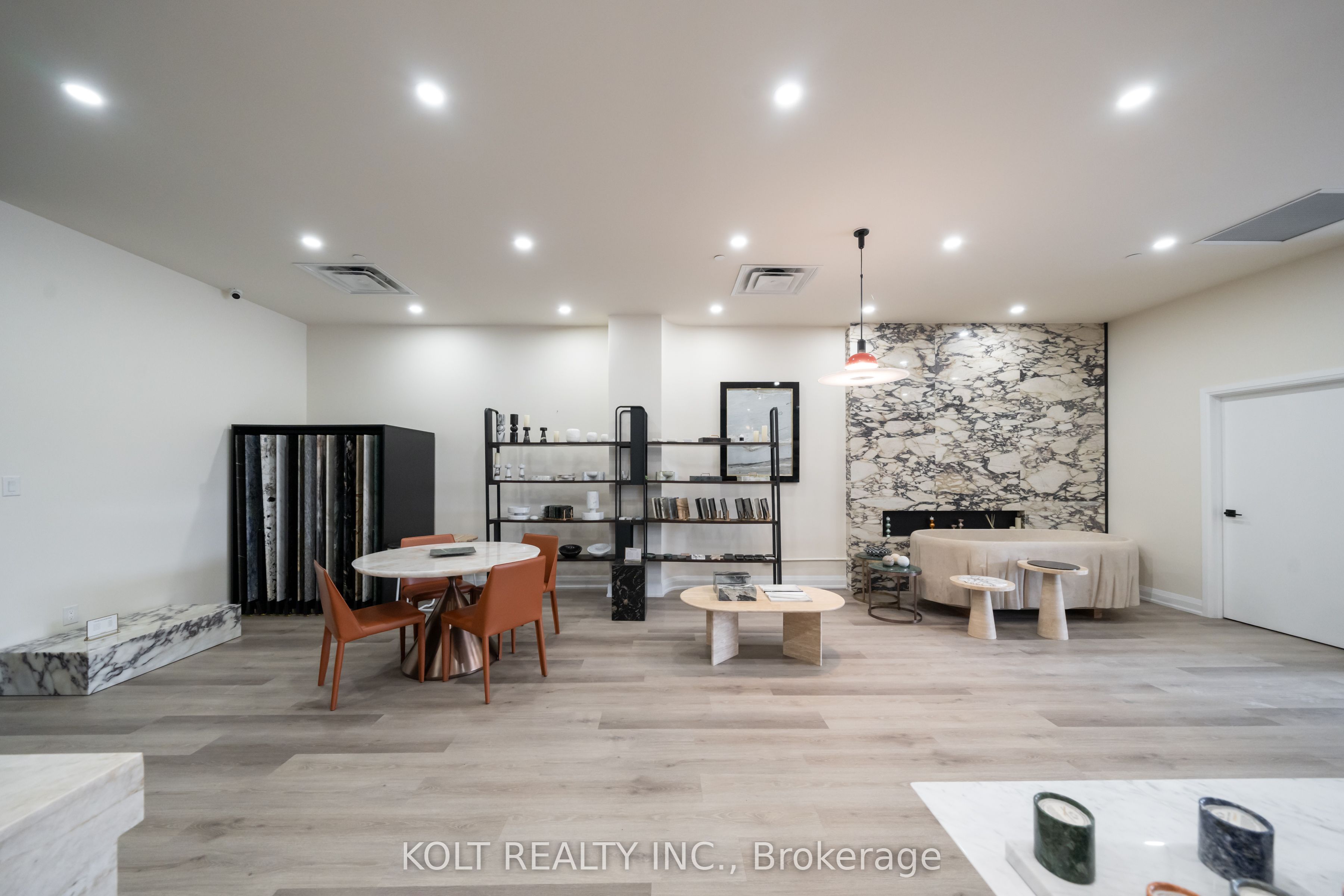 Additional image 5 of 30-330 Esna Park Drive, Markham, ON, L3R 1H3