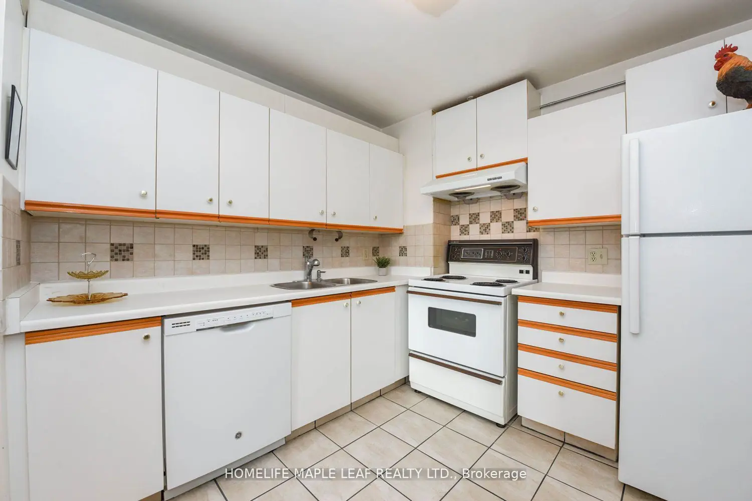 Additional image 4 of 3559 Eglinton Avenue 402
