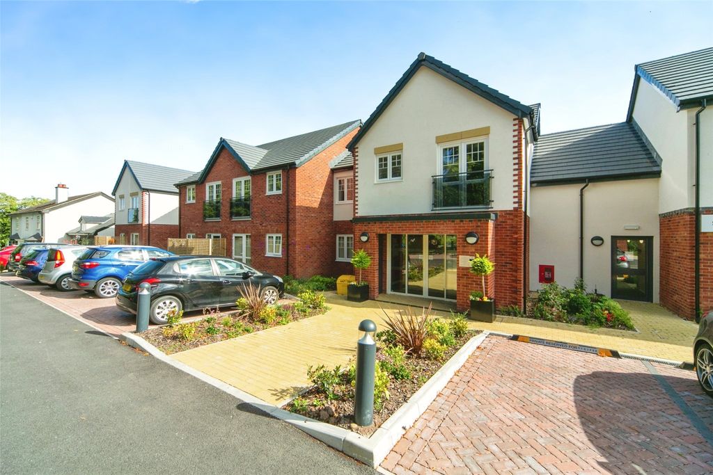 Additional image 21 of 2 bed flat for saleHooton Road, Willaston, Neston, Cheshire CH64