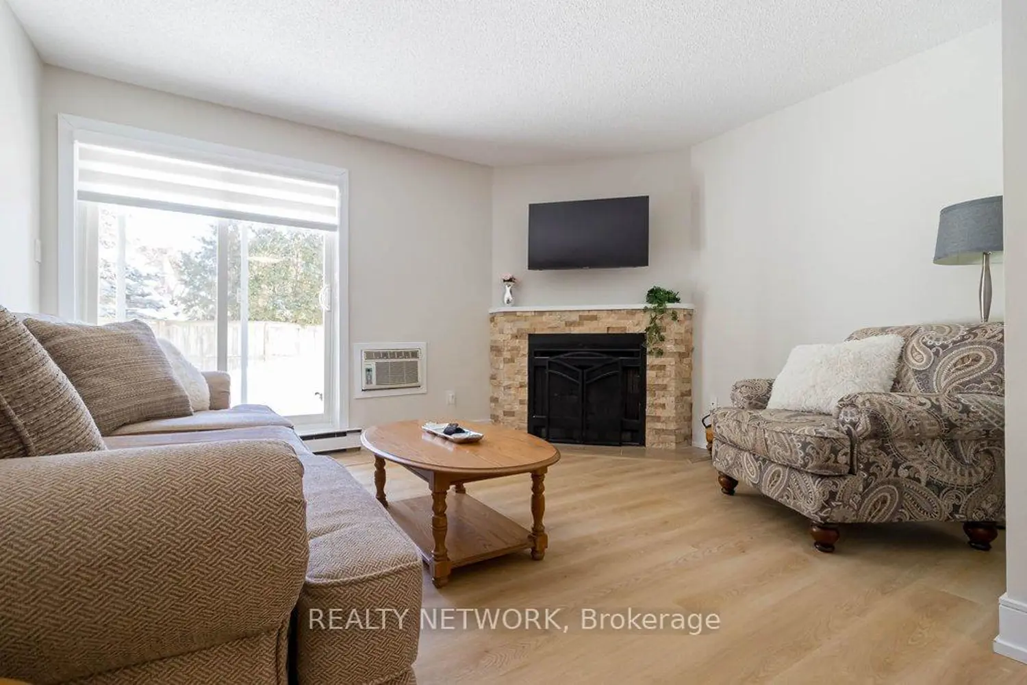 Additional image 5 of 1450 Glen Abbey Gate 913