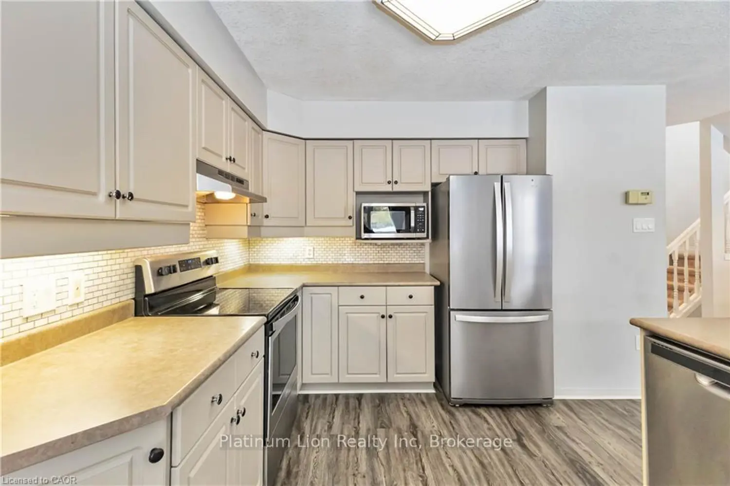 21 Axford Parkway photo 5