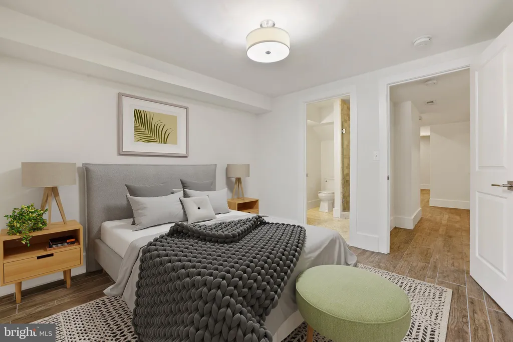 Additional image 16 of 1423 Meridian Place NW Unit 1, Washington, DC 20010