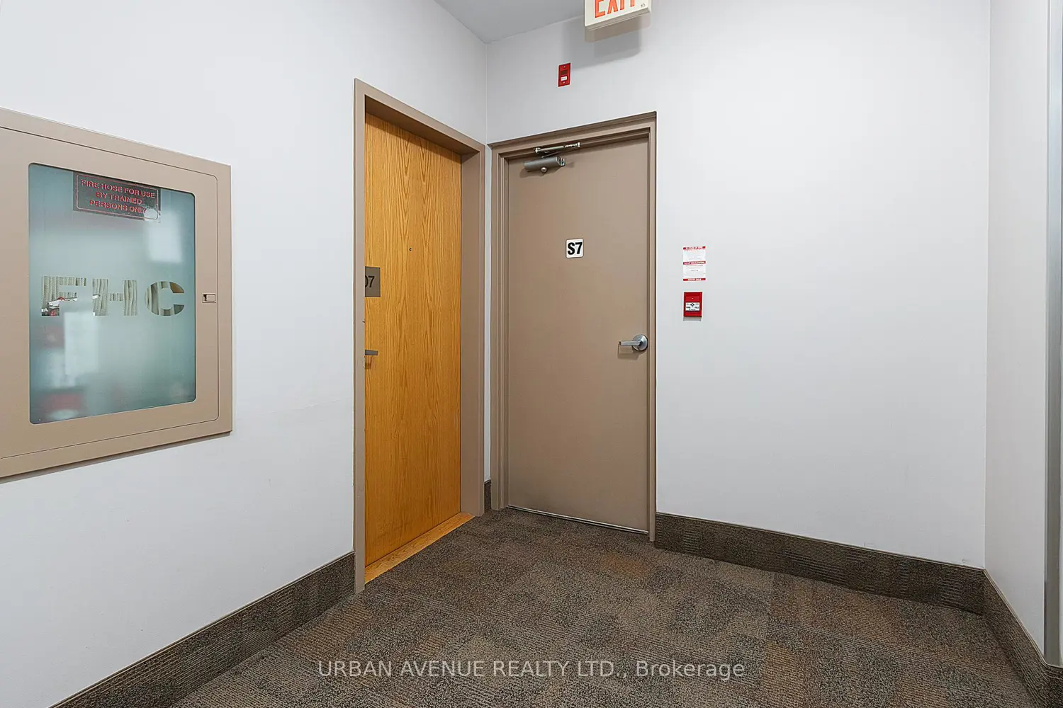 Additional image 4 of 44 Bond Street 707