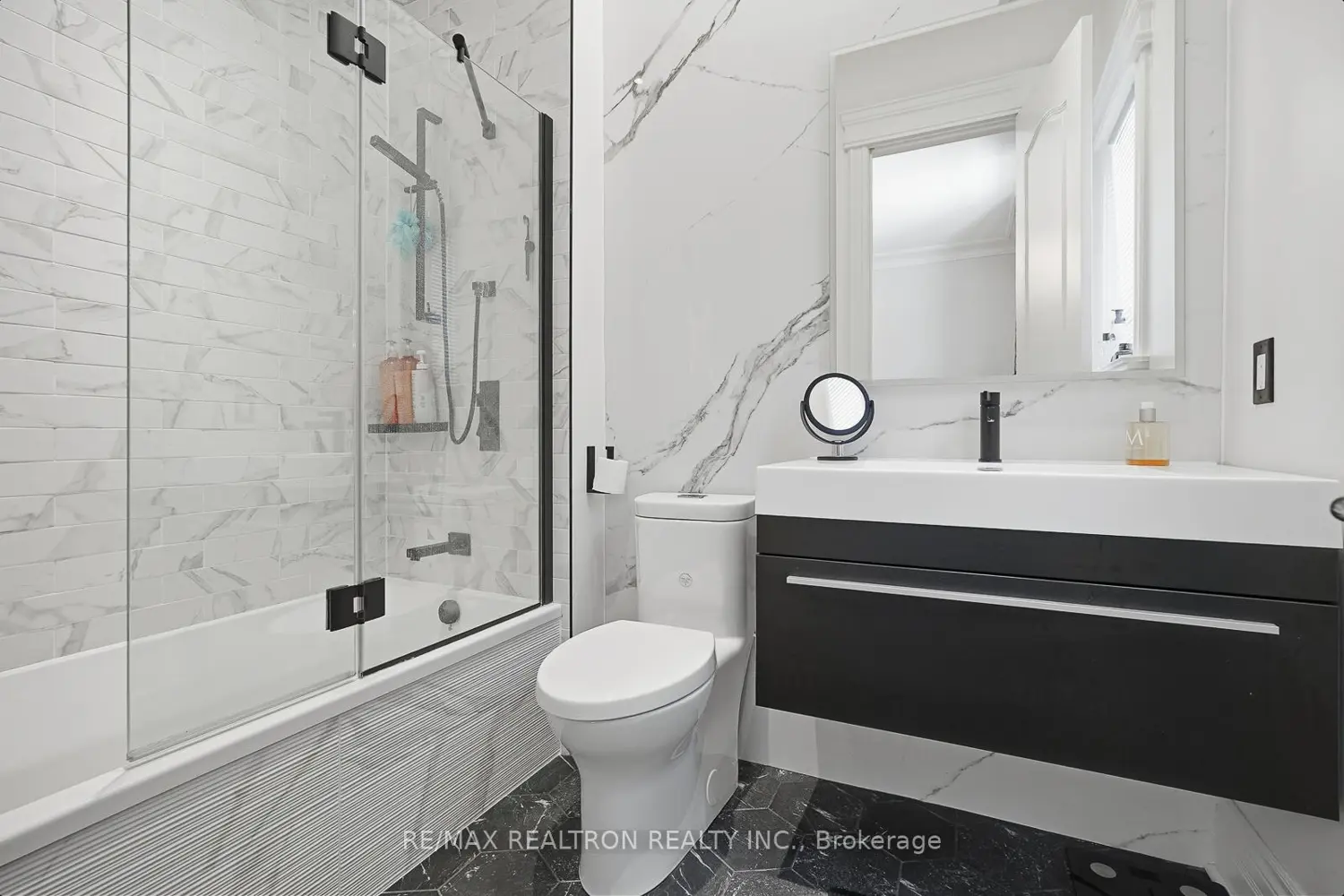 Additional image 13 of 129 Country Club Drive