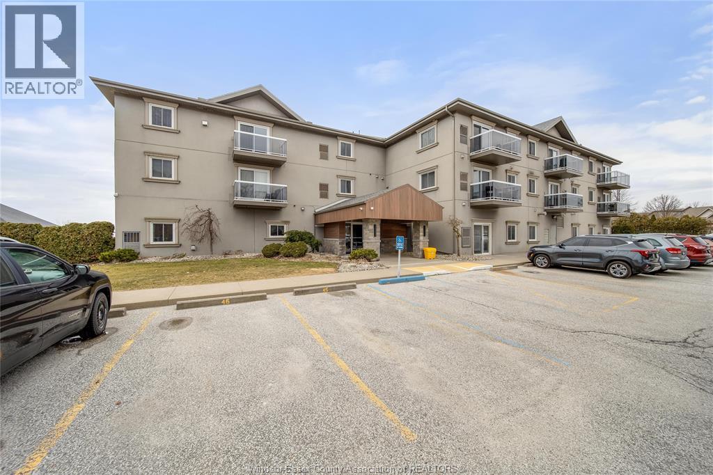 Additional image 2 of 216-44 Robson Road, Leamington, ON, N9H5E4