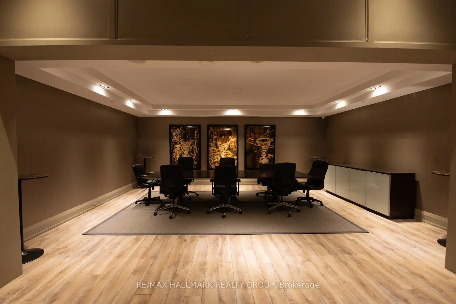 Additional image 19 of 111 Champagne Avenue 1805