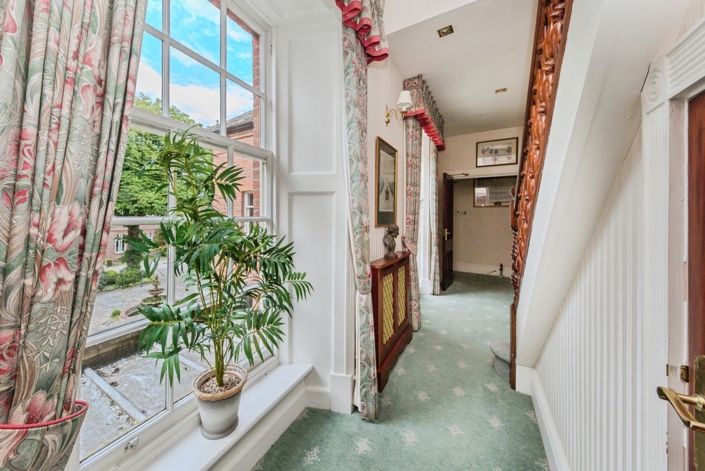 Additional image 9 of 2 bed flat for saleChurch Lane, Gawsworth, Macclesfield, Cheshire SK11