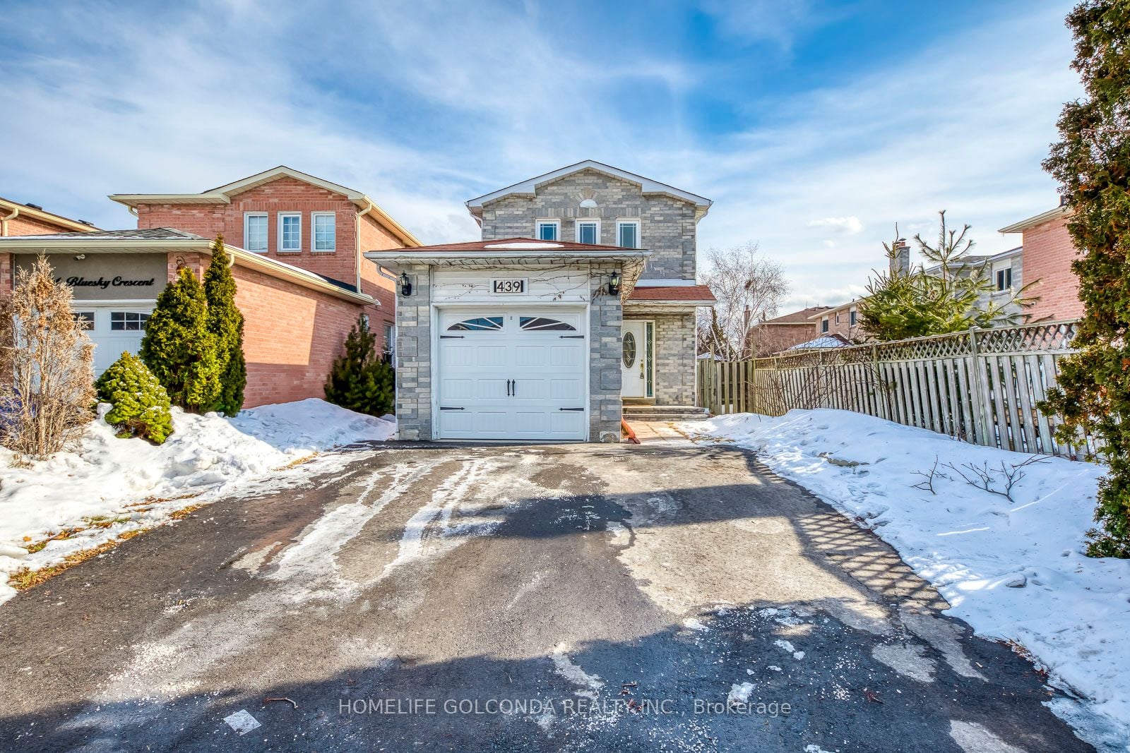 Additional image 2 of 439 Bluesky Crescent, Mississauga, ON, L5R 2R9