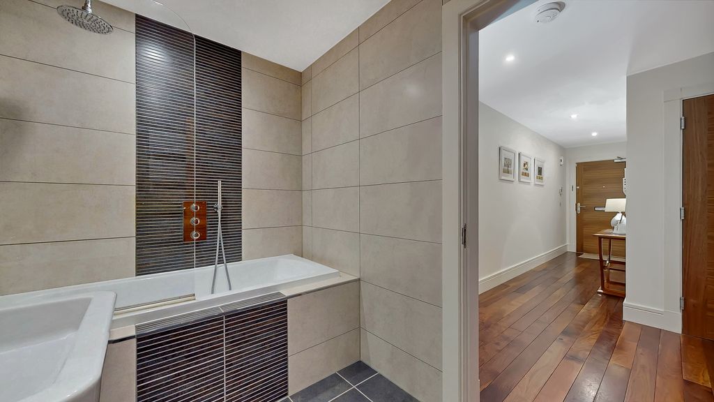 Additional image 21 of 2 bed flat for saleHughenden Road, Hughenden G12