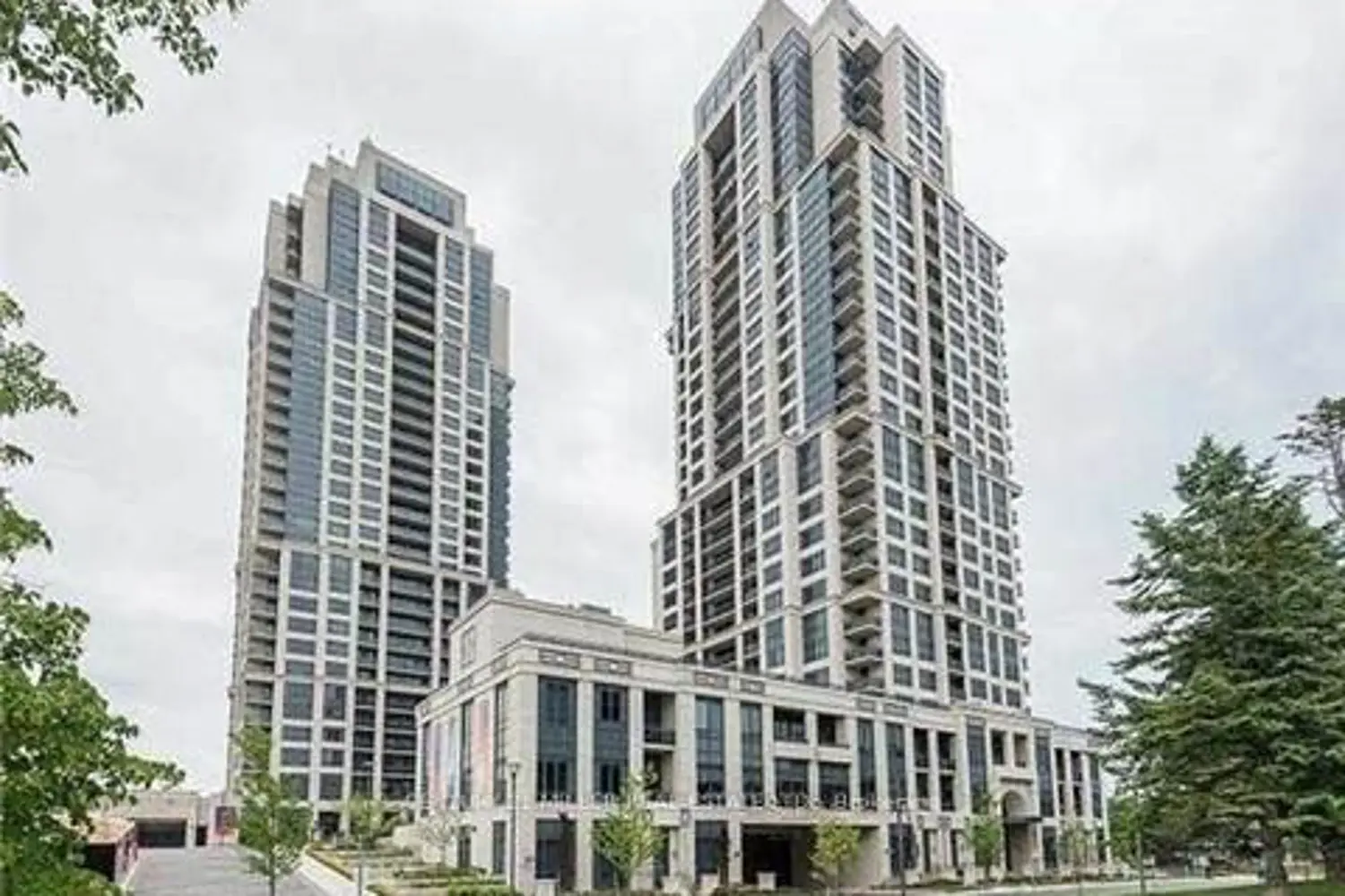 6 Eva Road 111