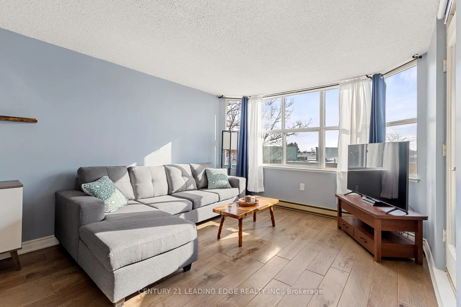 Additional image 4 of 2199 Sixth Line 206