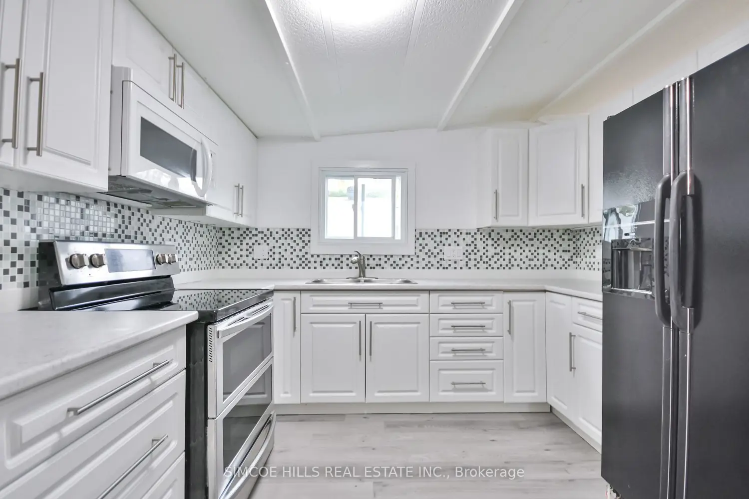 Additional image 3 of 580 West Street 98