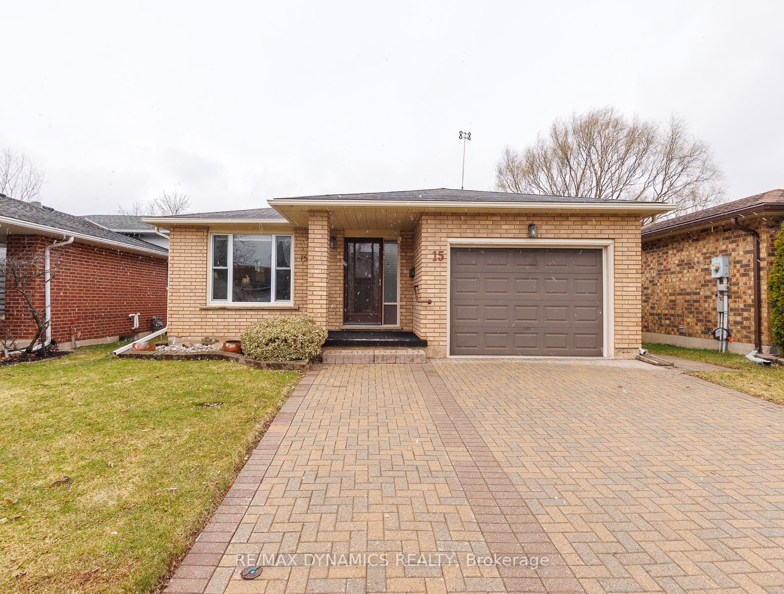 15 Rollins Drive, Welland, ON, L3C 6Z7