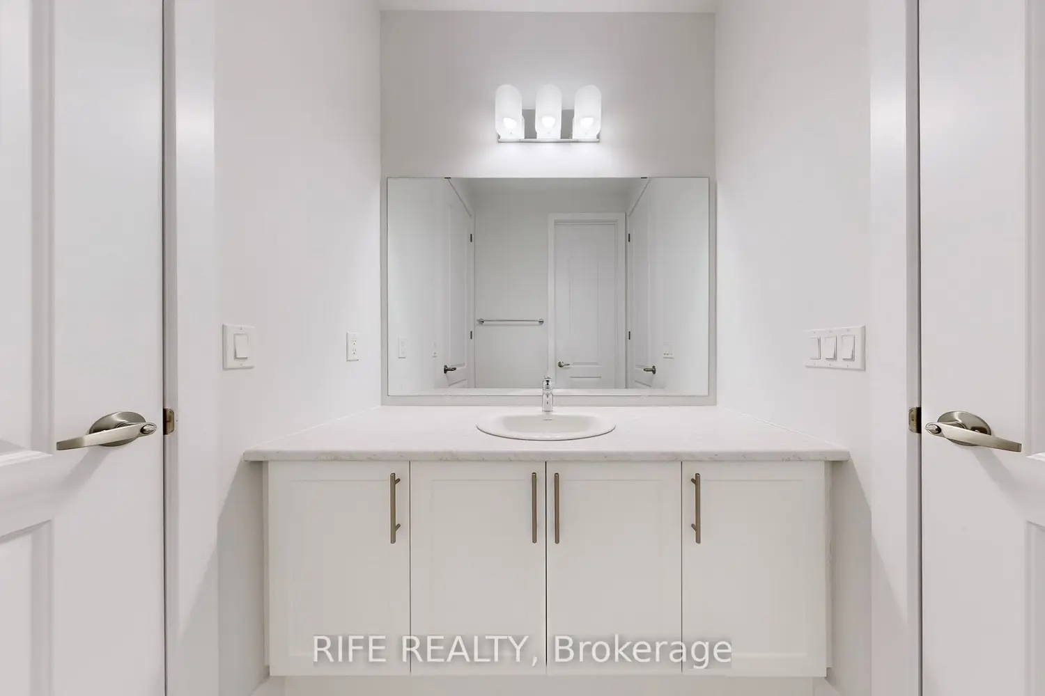 Additional image 18 of 234 Sikura Circle