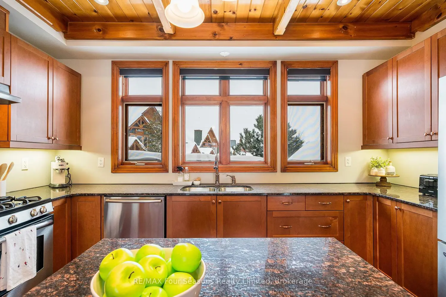 Additional image 5 of 214 Blueski George Crescent 41