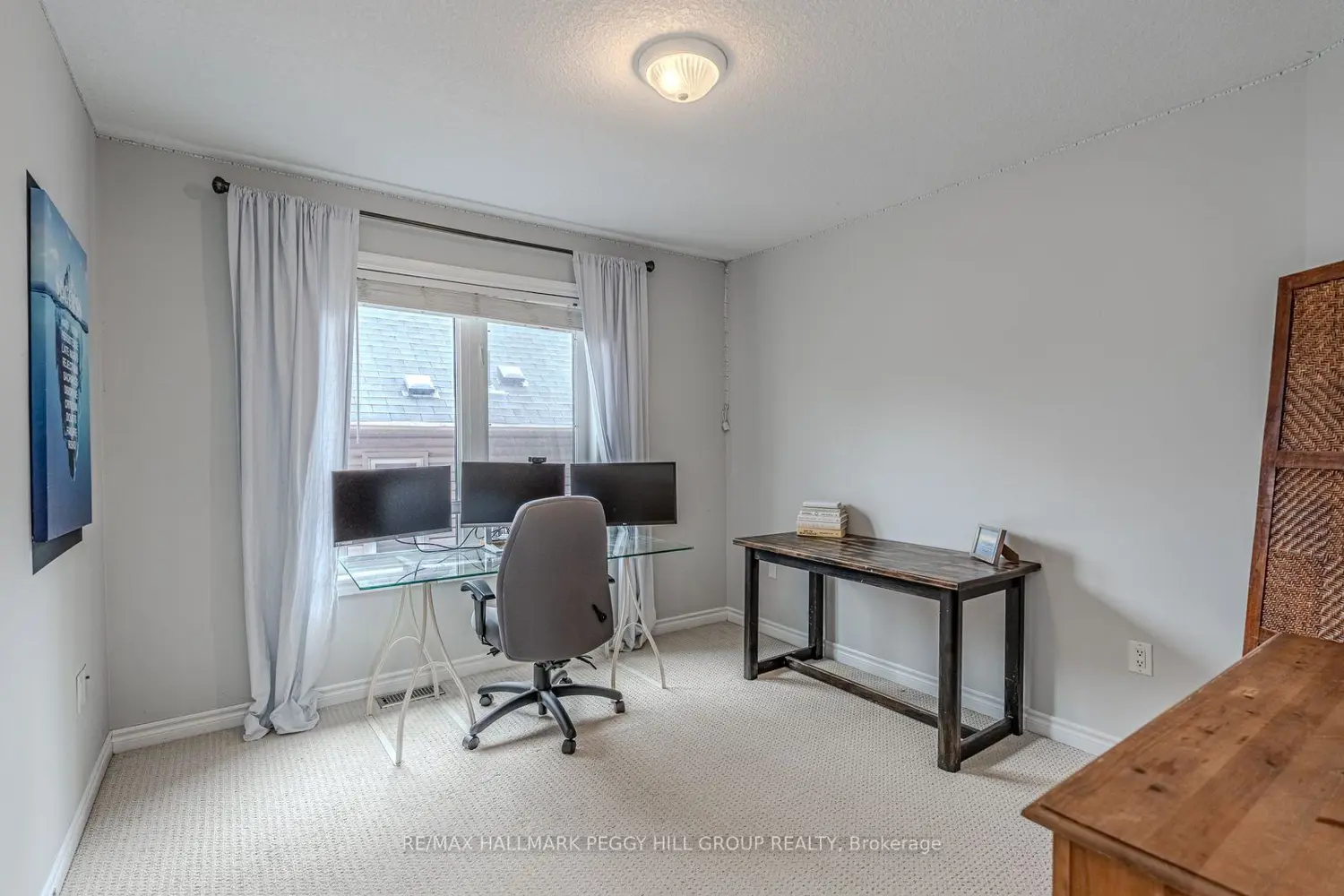 Additional image 8 of 11 Oakmont Avenue