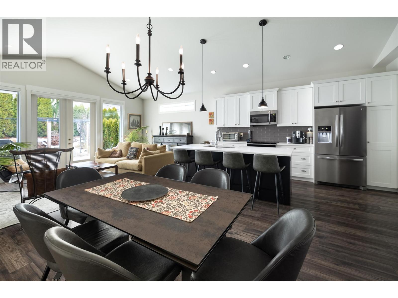 Additional image 3 of 114-4450 Gordon Drive, Kelowna, BC, V1W1T1