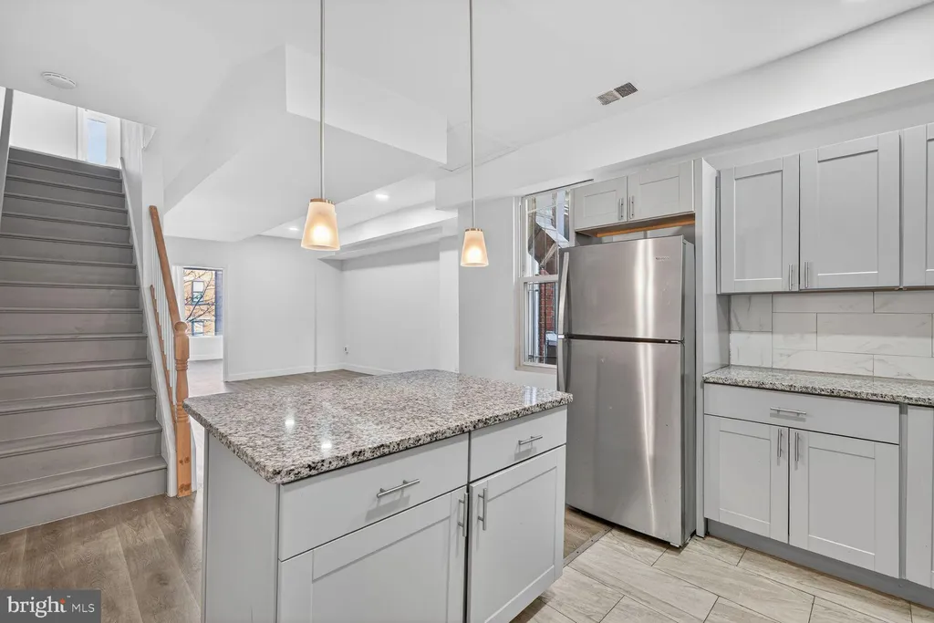 Additional image 9 of 2409 18th Street NW Unit 2, Washington, DC 20009