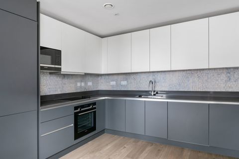 Parkes Street, East Village E20