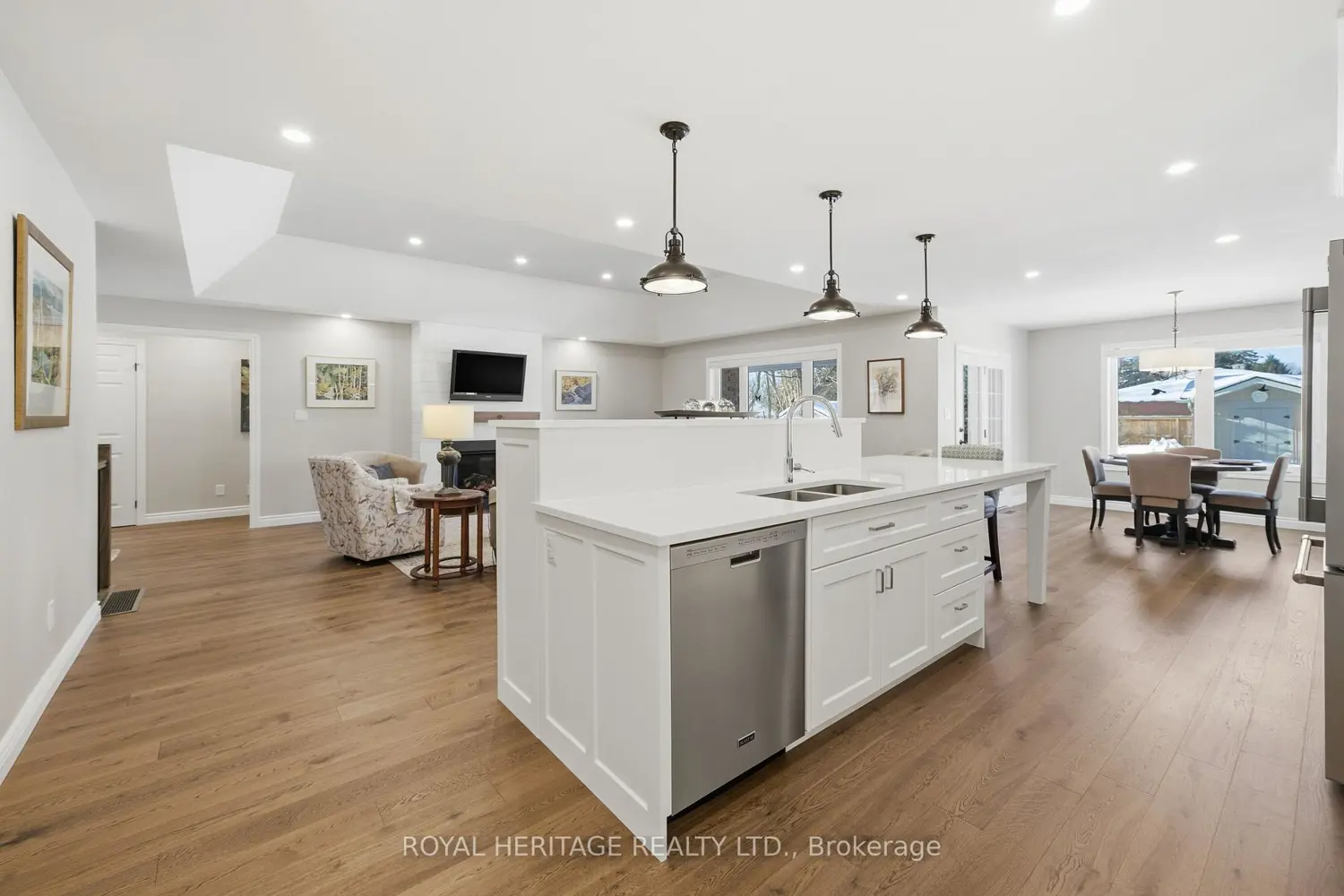 90 Pinnacle Street photo 4