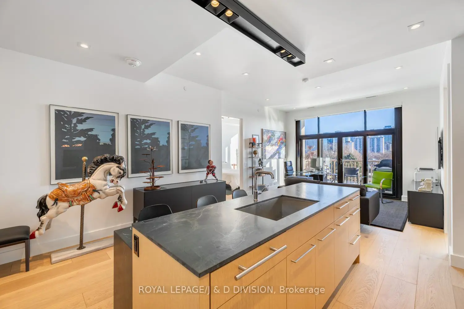 Additional image 8 of 1 Strathgowan Avenue 710
