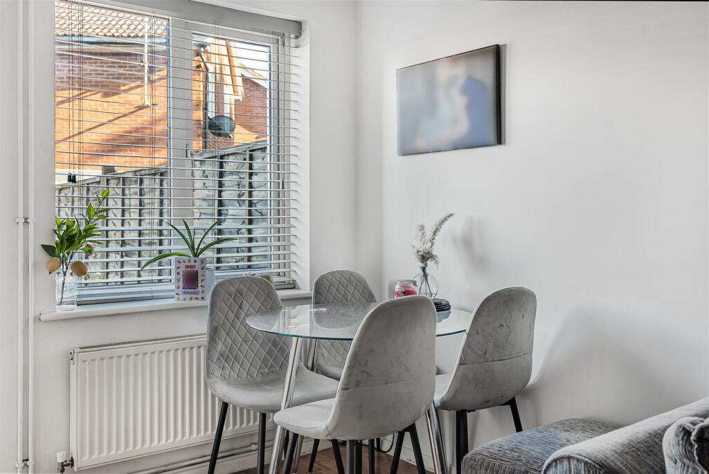 Additional image 9 of Wellington Drive, Welwyn Garden City